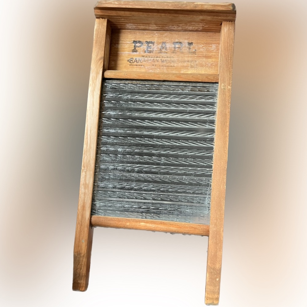 Vtg PEARL Manufacturing Small Wood and Glass WASHBOARD.